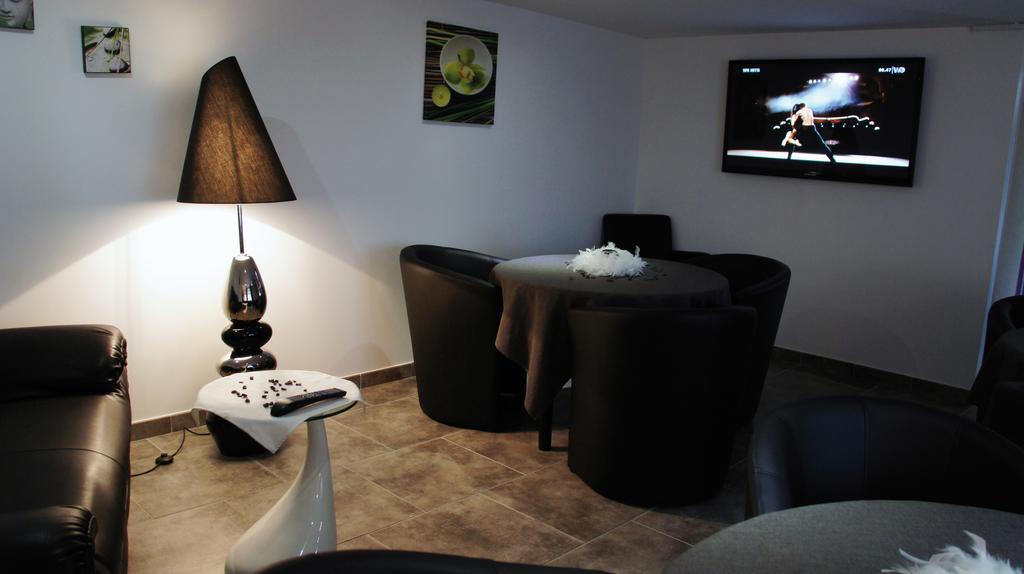 La Source Hotel Porcieu-Amblagnieu Bagian luar foto